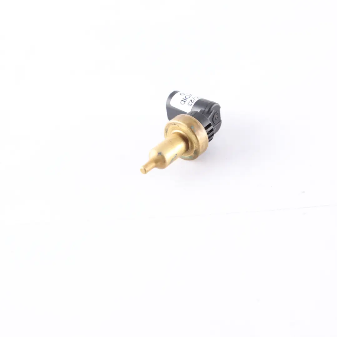 Sensore temperatura refrigerante per Mercedes W203 W204 W211 W212 W639 con numero di parte A0041539728 Mercedes W203 W204 W211 W212 W639 Sensore temperatura refrigerante - SKU A0041539728 - Numero di parte A0041539728