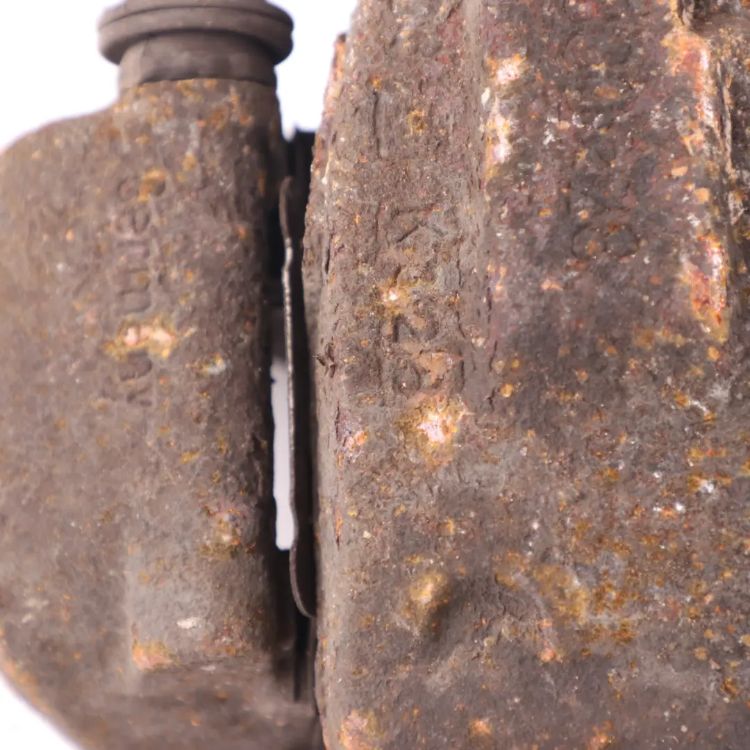 Brake Caliper Mercedes SLK R171 Front Right O/S Carrier 57 300X28 to with Part number A0044203283 Brake Caliper Mercedes SLK R171 Front Right O/S Carrier 57 300X28 - SKU A0044203283 - Part number A0044203283