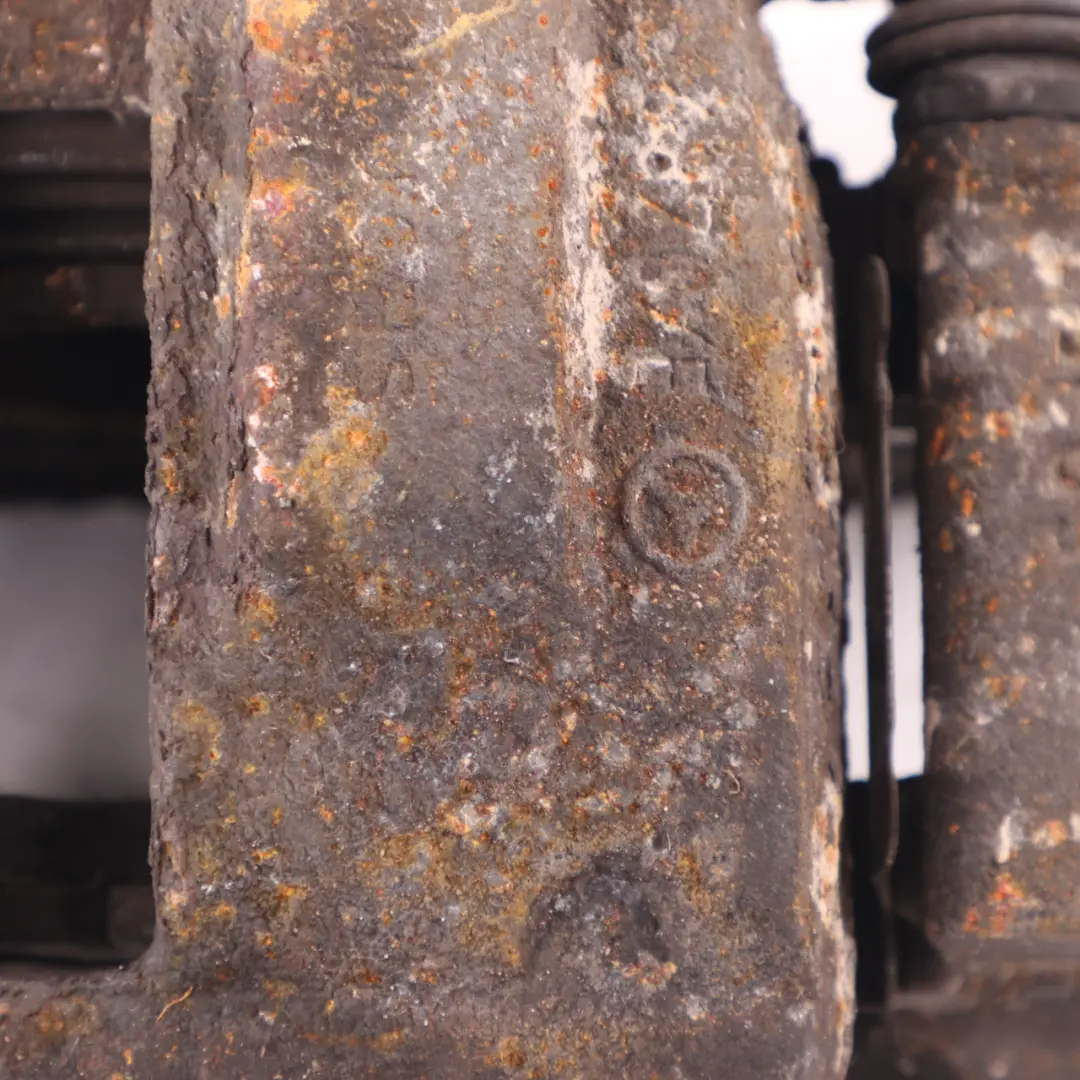 Brake Caliper Mercedes SLK R171 Front Right O/S Carrier 57 300X28 to with Part number A0044203283 Brake Caliper Mercedes SLK R171 Front Right O/S Carrier 57 300X28 - SKU A0044203283 - Part number A0044203283