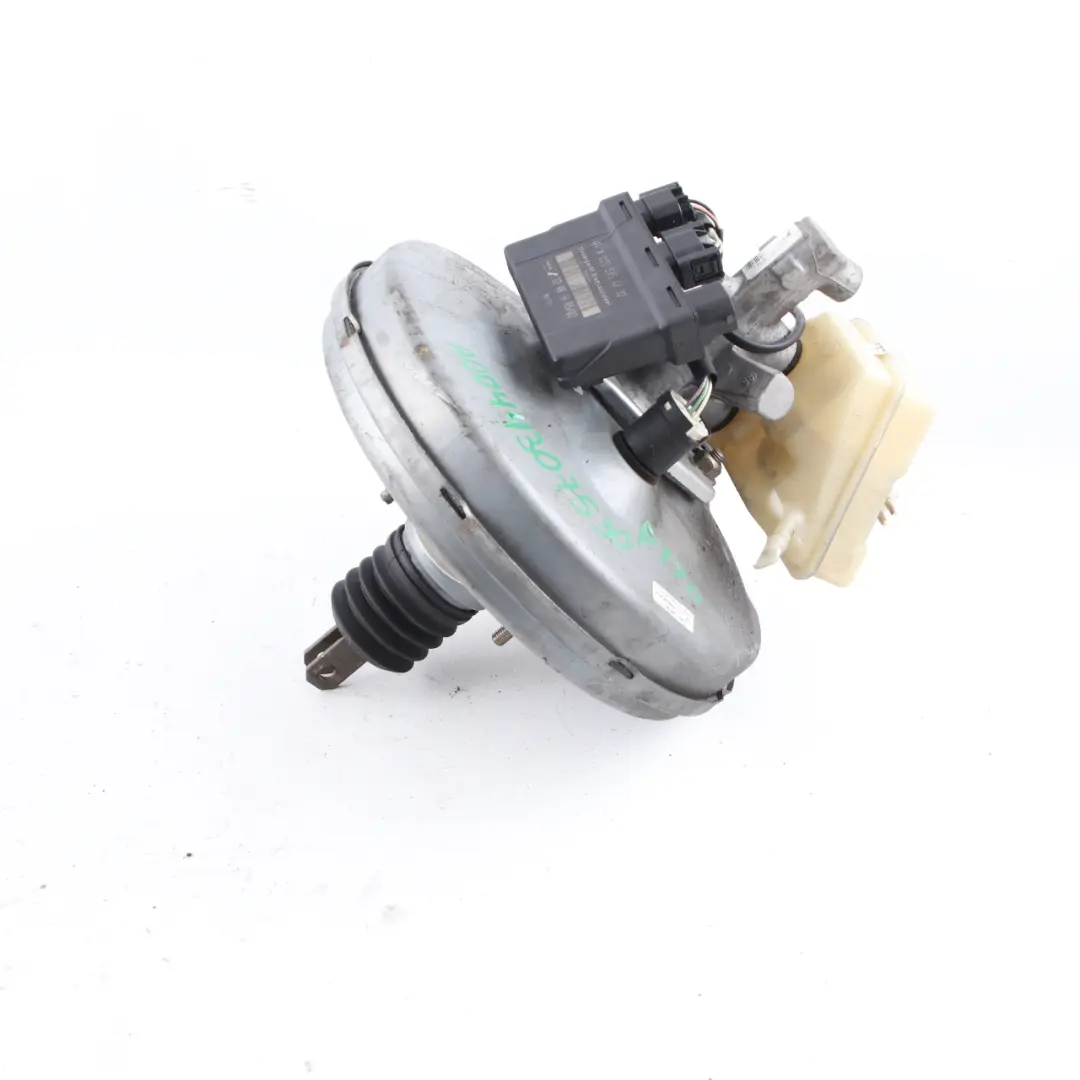 Brake Servo Brake Master Cylinder Booster to Mercedes SLK R170 with Part number A0044307530 Mercedes SLK R170 Brake Servo Brake Master Cylinder Booster - SKU A0044307530 - Part number A0044307530