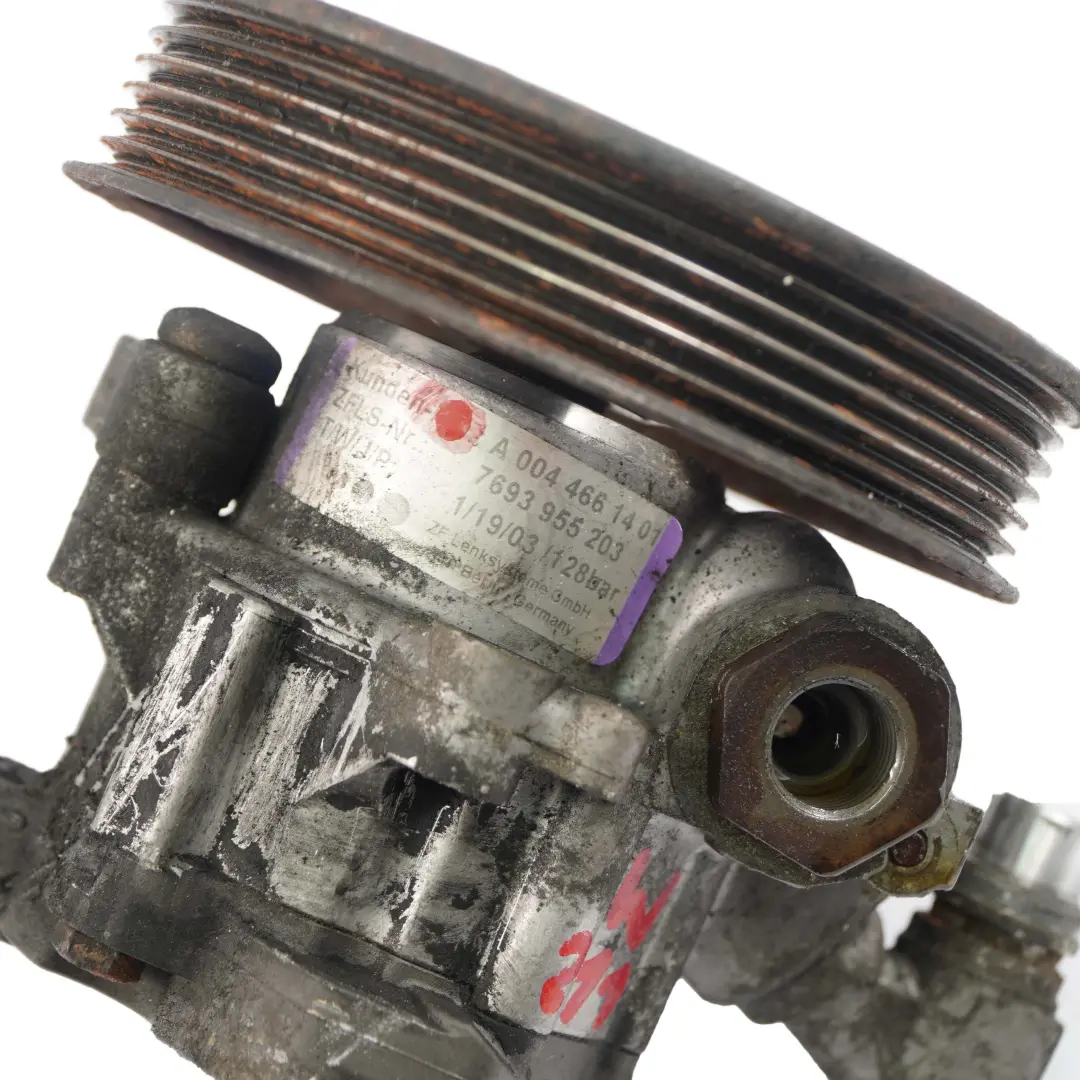 Steering Pump Mercedes W211 M112 Petrol Engine to Power with Part number A0044661401 Power Steering Pump Mercedes W211 M112 Petrol Engine - SKU A0044661401 - Part number A0044661401