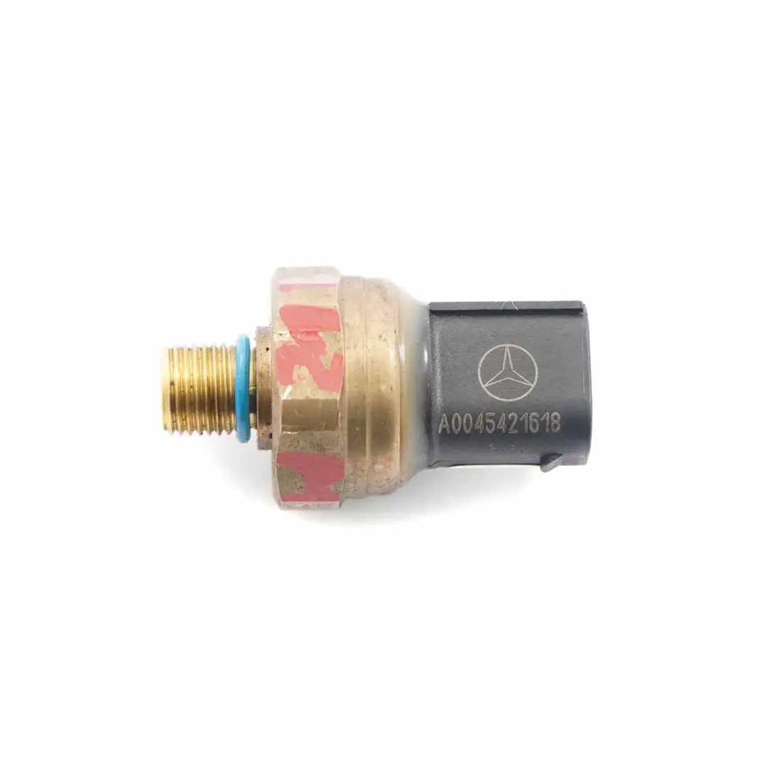 Mercedes W204 W211 W212 W906 Capteur De Rail Pression Carburant - SKU A0045421618 - Numéro de pièce A0045421618