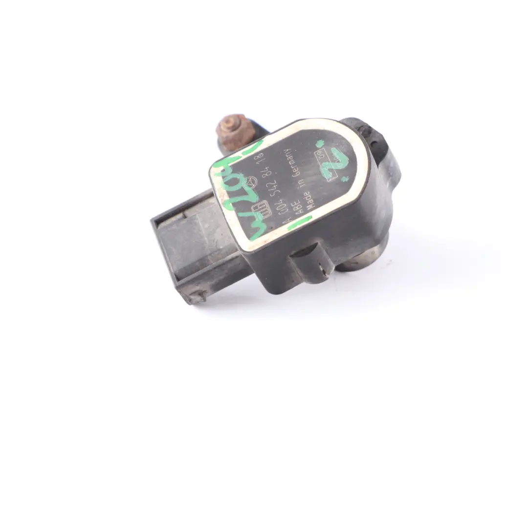 Headlight Light Height Level Sensor Module Unit to Mercedes W204 with Part number A0045428418 Mercedes W204 Headlight Light Height Level Sensor Module Unit - SKU A0045428418 - Part number A0045428418