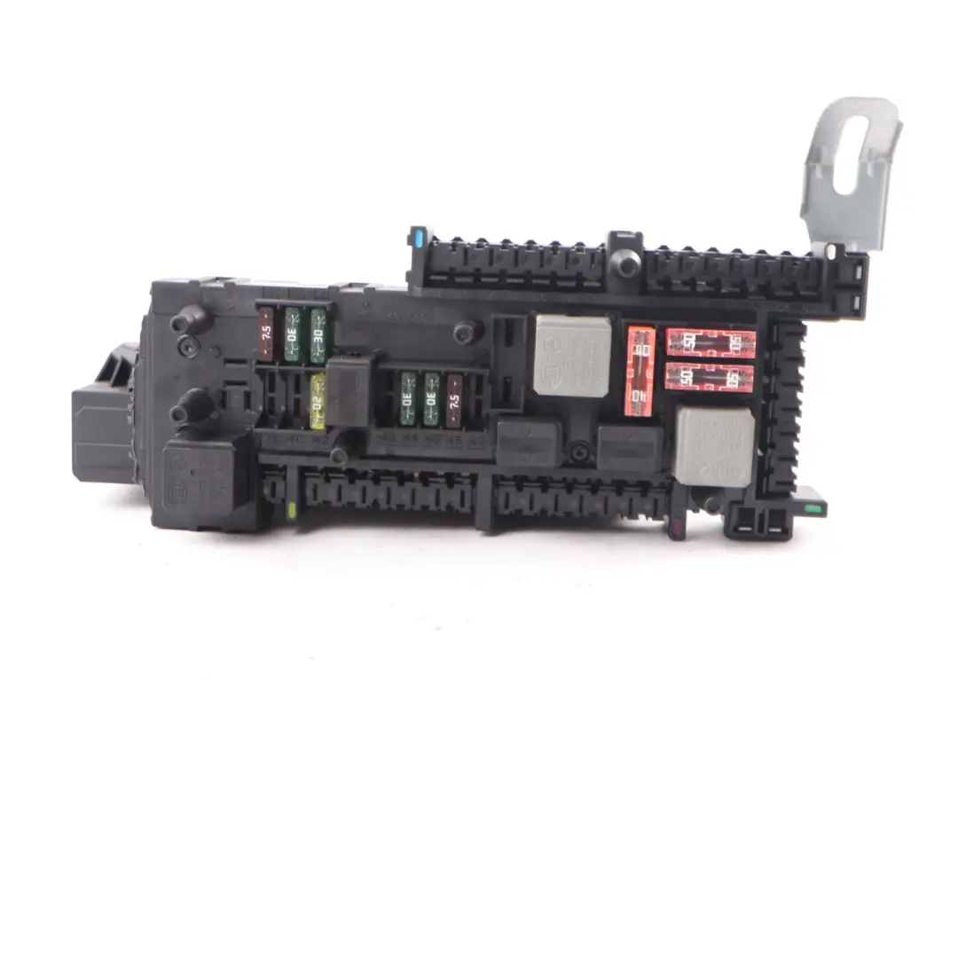 Fuse Box SAM Relay Control Module to Mercedes W204 with Part number A0045459201 Mercedes W204 Fuse Box SAM Relay Control Module - SKU A0045459201 - Part number A0045459201