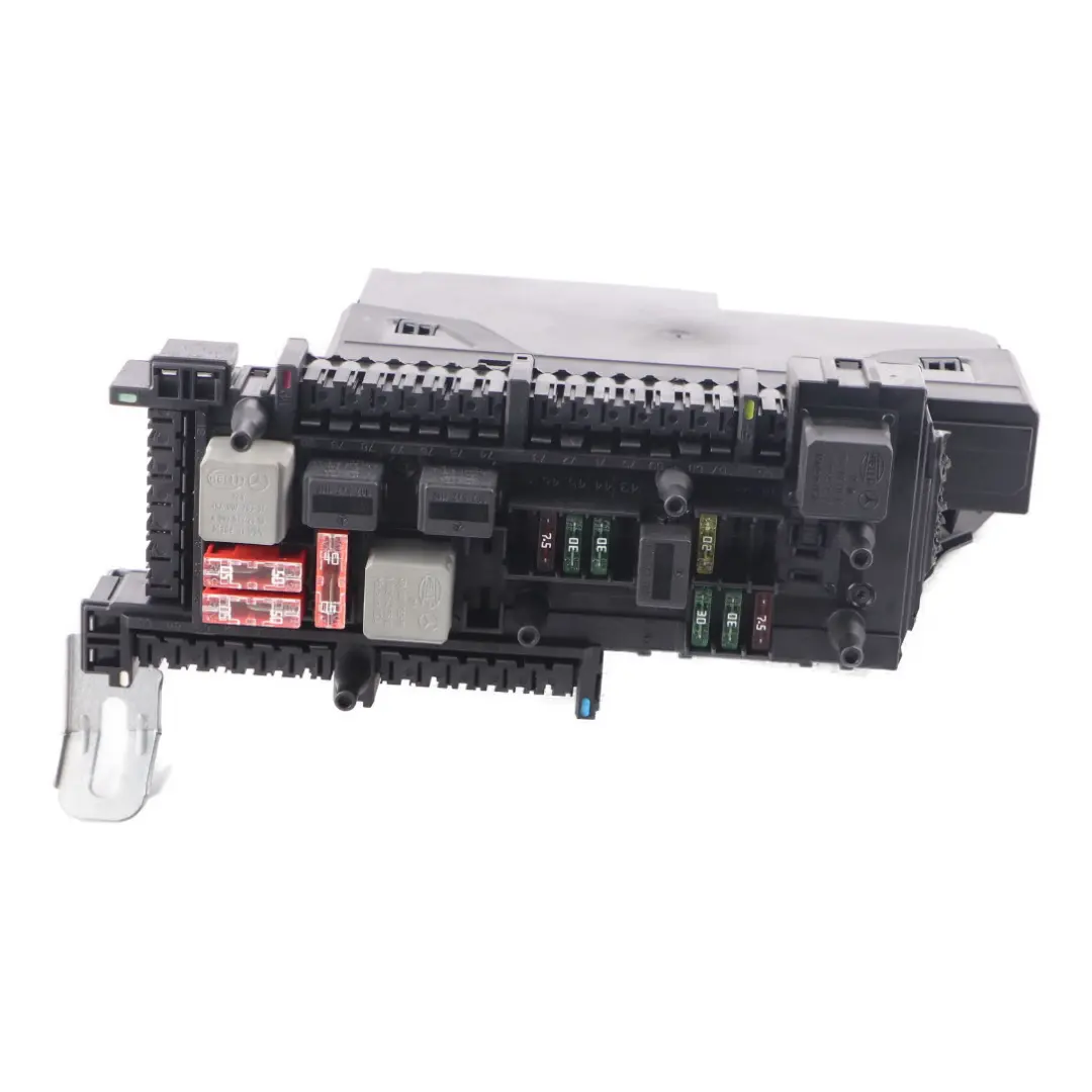 Fuse Box SAM Relay Control Module to Mercedes W204 with Part number A0045459201 Mercedes W204 Fuse Box SAM Relay Control Module - SKU A0045459201 - Part number A0045459201