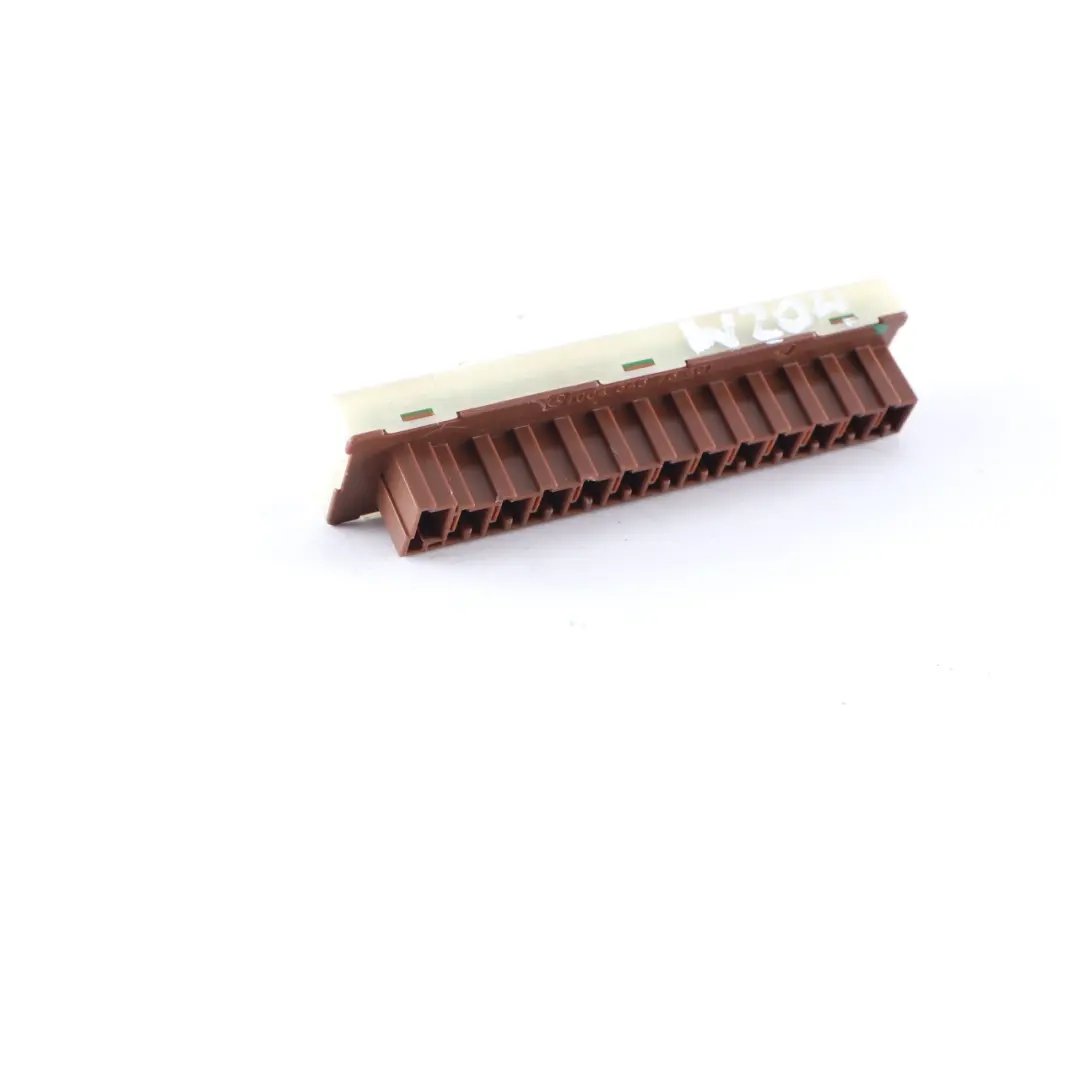 Caja Distribuidor Mercedes W204 W207 W221 Bloque Conector Control para con número de pieza A0045467640 Caja Distribuidor Mercedes W204 W207 W221 Bloque Conector Control - SKU A0045467640 - Número de pieza A0045467640