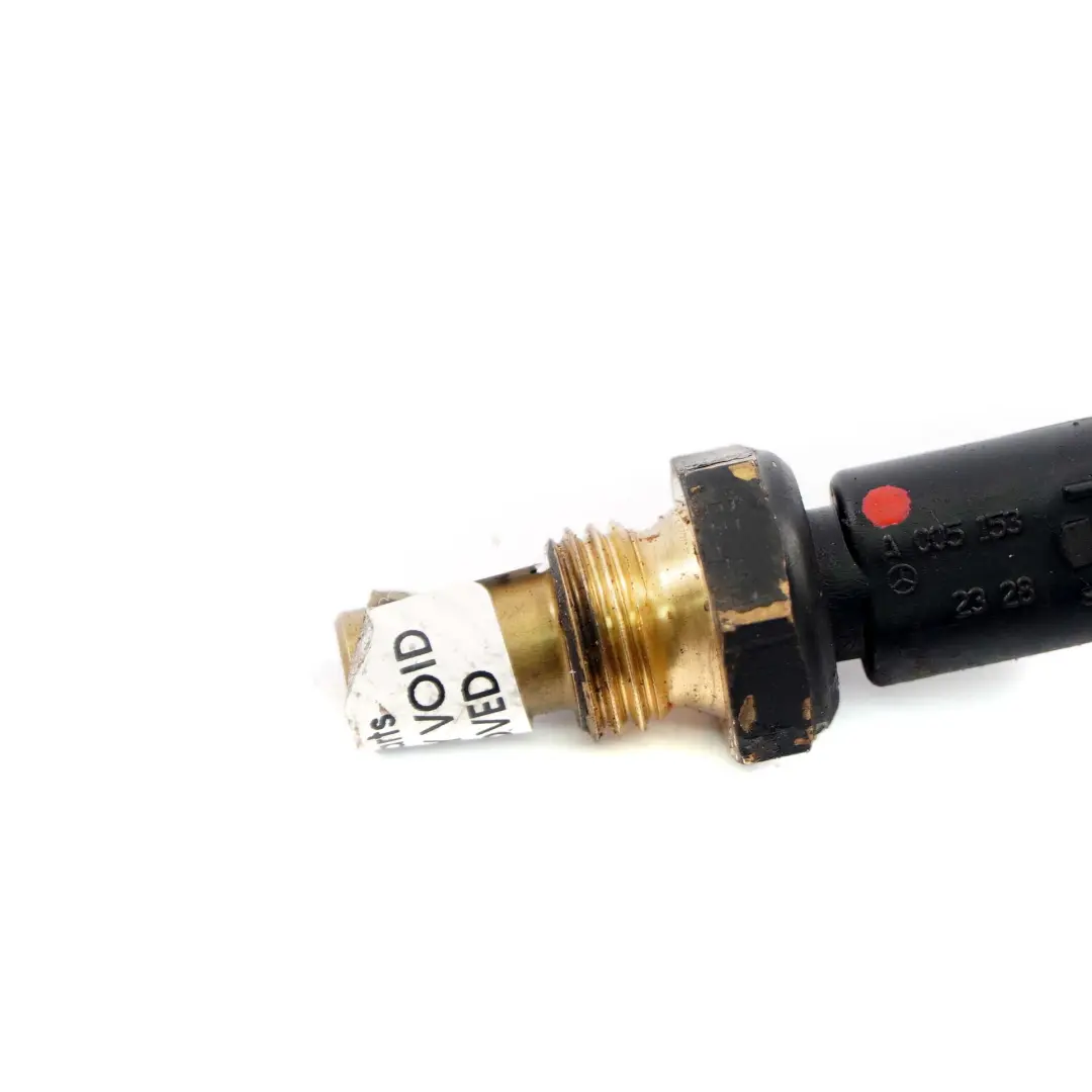 Sensor Temperatura Mercedes W204 W221 Agua Refrigerante para con número de pieza A0051532328 Sensor Temperatura Mercedes W204 W221 Agua Refrigerante - SKU A0051532328 - Número de pieza A0051532328