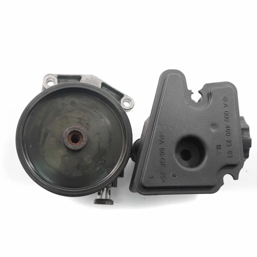 M272 Pompe direction assistée Réservoir d'huile pour Mercedes W203 W209 à propos du numéro de pièce A0054661701 Mercedes W203 W209 M272 Pompe direction assistée Réservoir d'huile - SKU A0054661701 - Numéro de pièce A0054661701