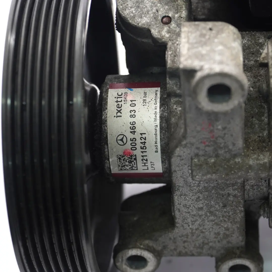  Servolenkungs Pumpe Mercedes W204 M271 Hydraulikpumpe mit Reservoir - SKU A0054668301 - Teilenummer A0054668301