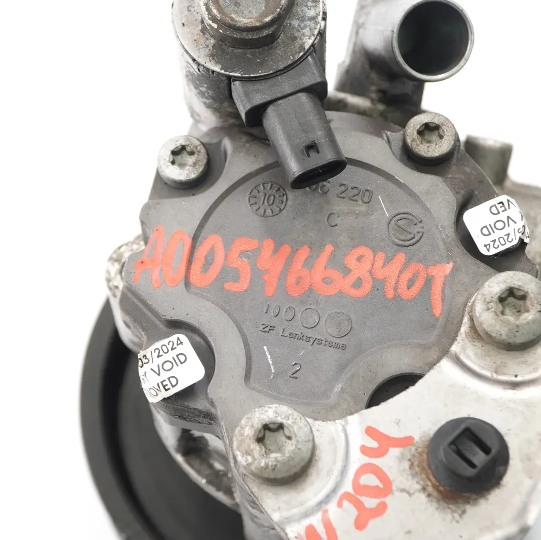 Pump Mercedes W204 Diesel OM642 Power Steering Hydraulic Pump to with Part number A0054668401 Pump Mercedes W204 Diesel OM642 Power Steering Hydraulic Pump - SKU A0054668401 - Part number A0054668401