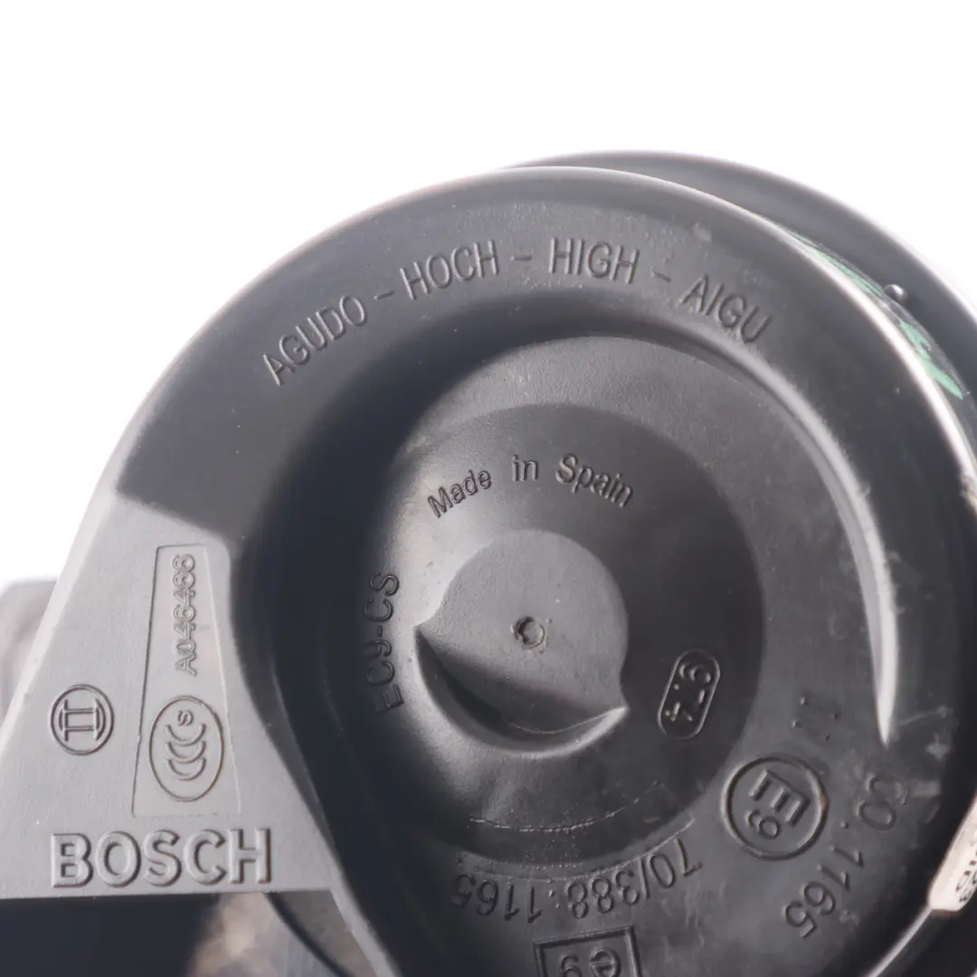 Signal de klaxon Fanfare High Tone Pitch Siren pour Mercedes ML W164 à propos du numéro de pièce A0055422720 Mercedes ML W164 Signal de klaxon Fanfare High Tone Pitch Siren - SKU A0055422720 - Numéro de pièce A0055422720