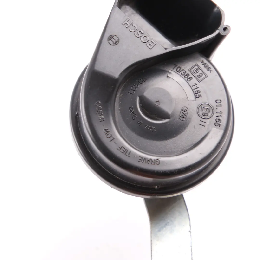 Bocina Señal Baja Sonido Fanfarria Delantera 420 Hz para Mercedes W245 con número de pieza A0055424220 Mercedes W245 Bocina Señal Baja Sonido Fanfarria Delantera 420 Hz - SKU A0055424220 - Número de pieza A0055424220