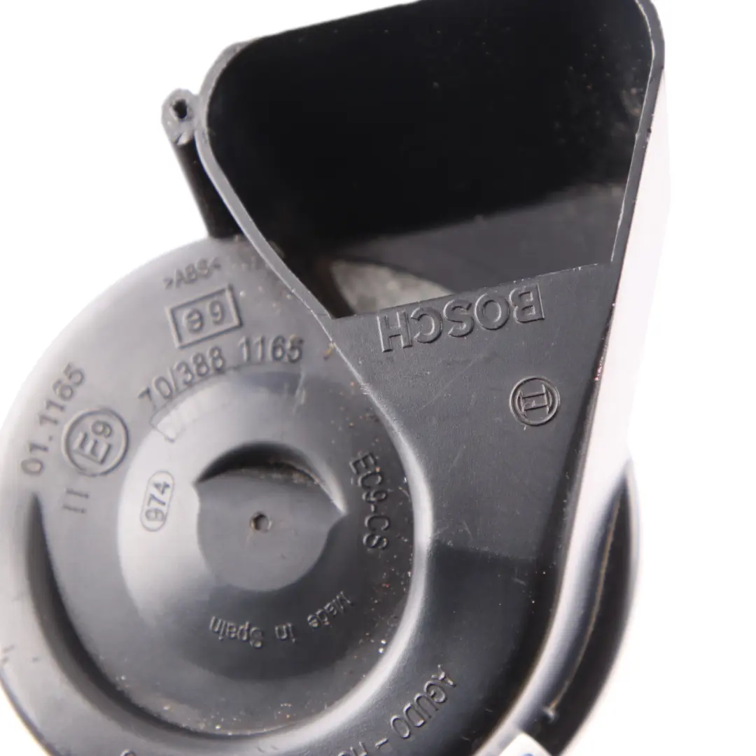 Horn High Signal Fanfare Front Left N/S 510 HZ to Mercedes W245 with Part number A0055424320 Mercedes W245 Horn High Signal Fanfare Front Left N/S 510 HZ - SKU A0055424320 - Part number A0055424320