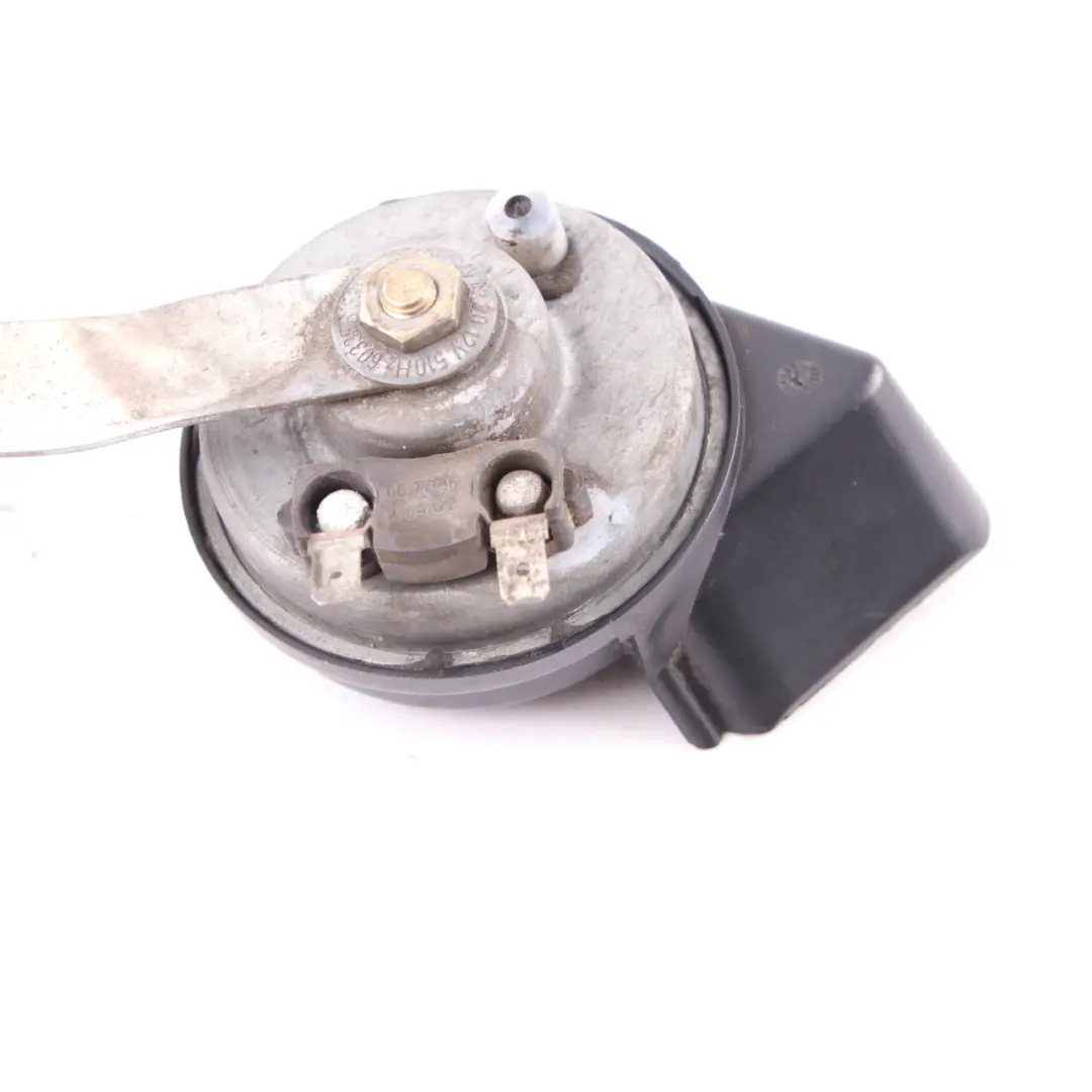 Hupe Hochsignal Fanfare vorne links 510 HZ für Mercedes W245 mit Teilenummer A0055424320 Mercedes W245 Hupe Hochsignal Fanfare vorne links 510 HZ - SKU A0055424320 - Teilenummer A0055424320