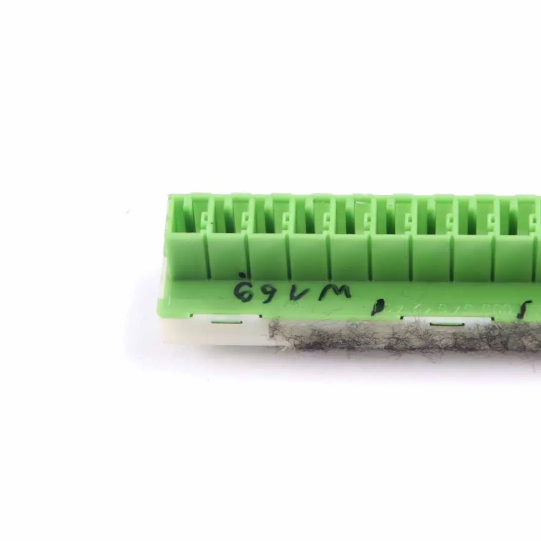 Distributore Modulo Unità Controllo Anteriore per Mercedes W169 W245 con numero di parte A0055461240 Mercedes W169 W245 Distributore Modulo Unità Controllo Anteriore - SKU A0055461240 - Numero di parte A0055461240