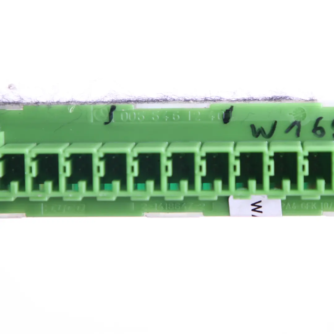 Distributor Box Front Control Unit Module to Mercedes W169 W245 with Part number A0055461240 Mercedes W169 W245 Distributor Box Front Control Unit Module - SKU A0055461240 - Part number A0055461240