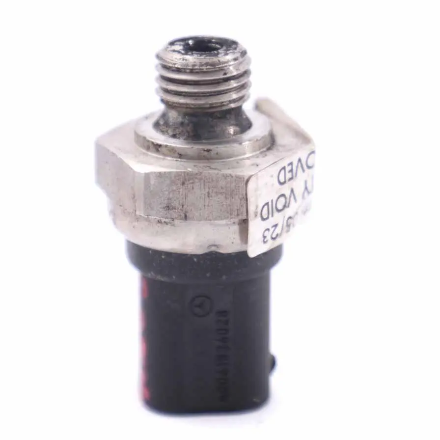 Sensor Presión Combustible OM611 para Mercedes ML W164 W203 W204 W212 con número de pieza A0061536028 Mercedes ML W164 W203 W204 W212 Sensor Presión Combustible OM611 - SKU A0061536028 - Número de pieza A0061536028