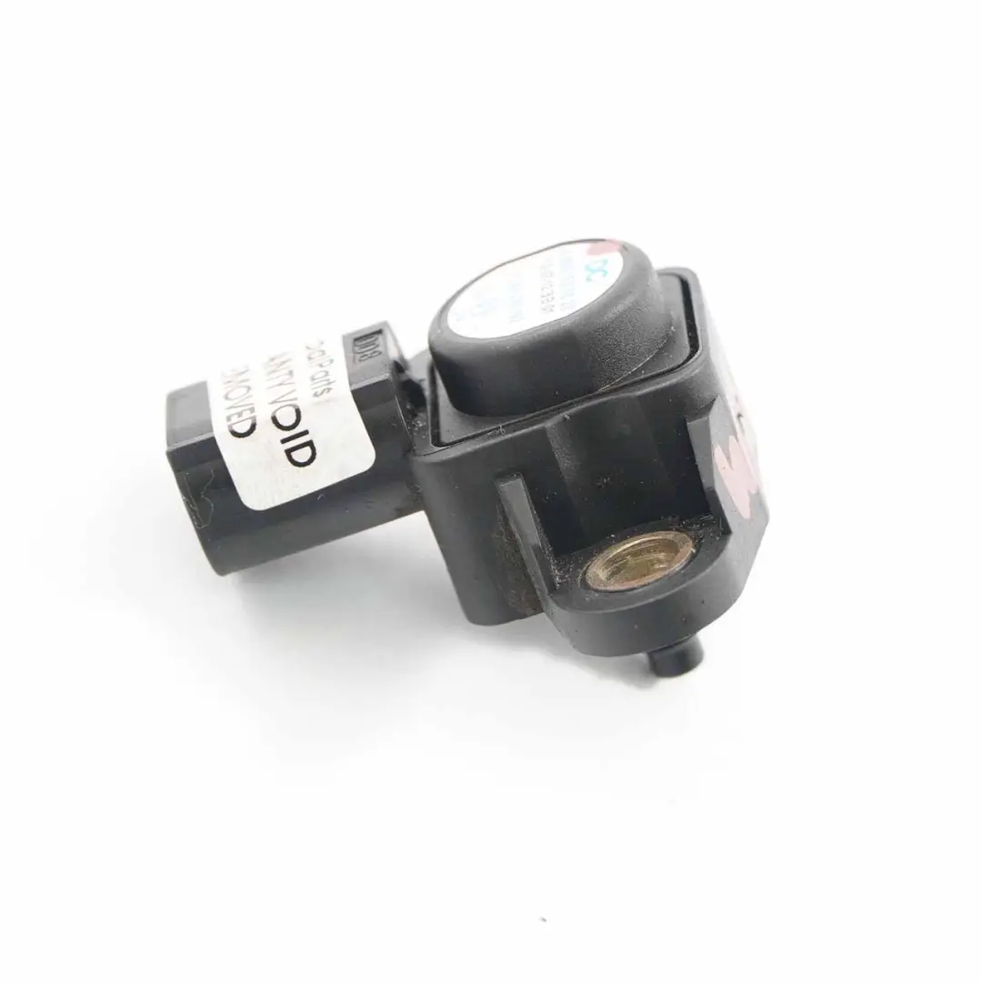 Pressure Sensor Mercedes W169 W245 MAP Manifold Air Intake to with Part number A0061539828 Pressure Sensor Mercedes W169 W245 MAP Manifold Air Intake - SKU A0061539828 - Part number A0061539828