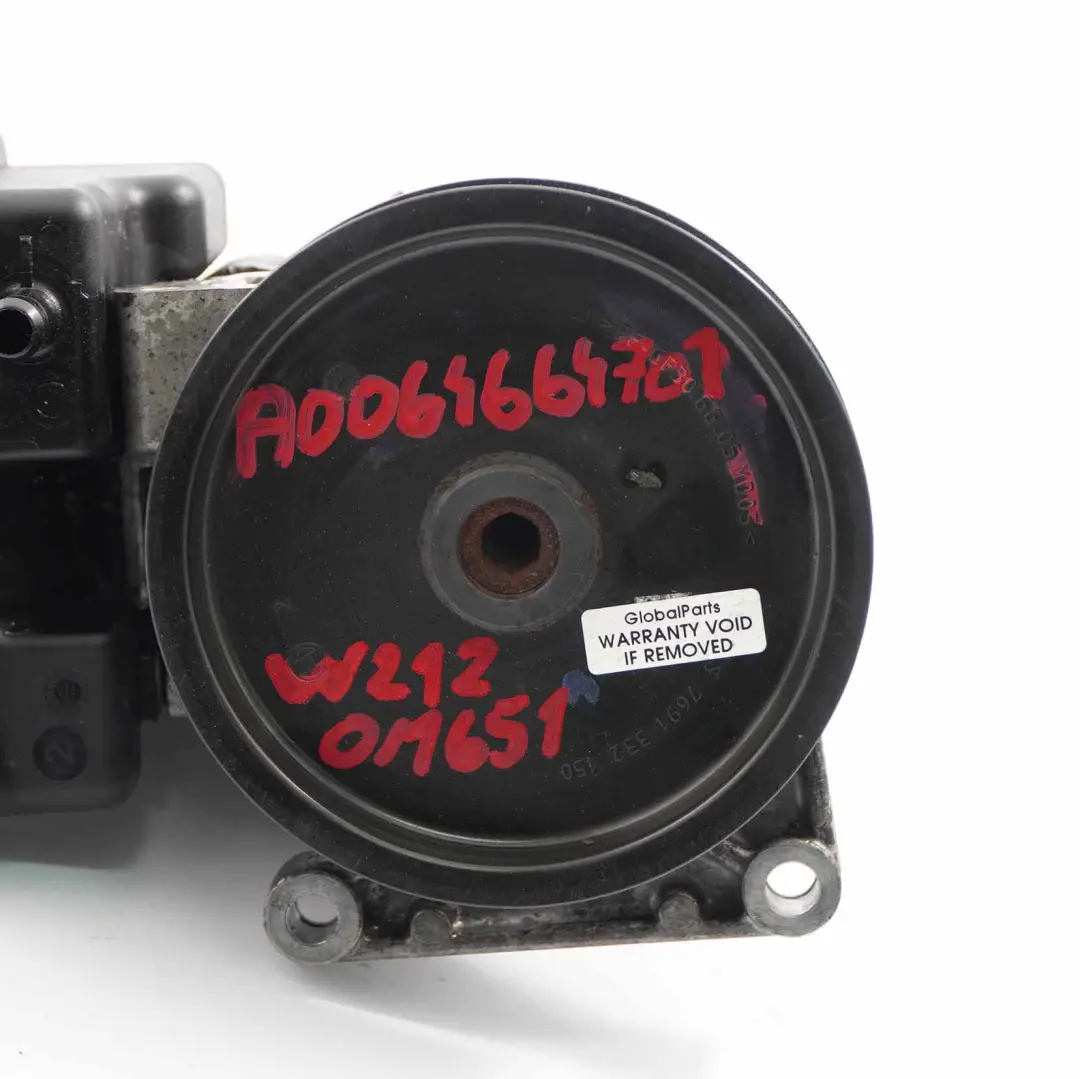 Pompa servosterzo Mercedes W212 OM651 Diesel Unità meccanica olio - SKU A0064664701 - Numero di parte A0064664701