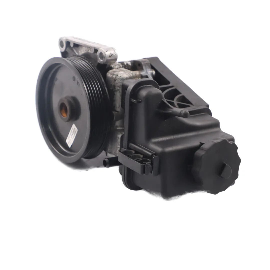  Pompe direction assistée Mercedes W639 W906 OM651 d'huile mécanique - SKU A0064666601 - Numéro de pièce A0064666601