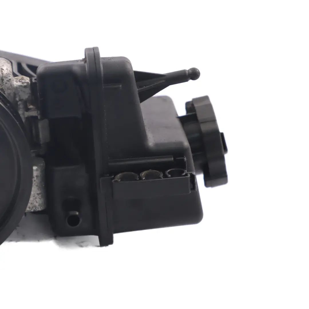  Pompe direction assistée Mercedes W639 W906 OM651 d'huile mécanique - SKU A0064666601 - Numéro de pièce A0064666601