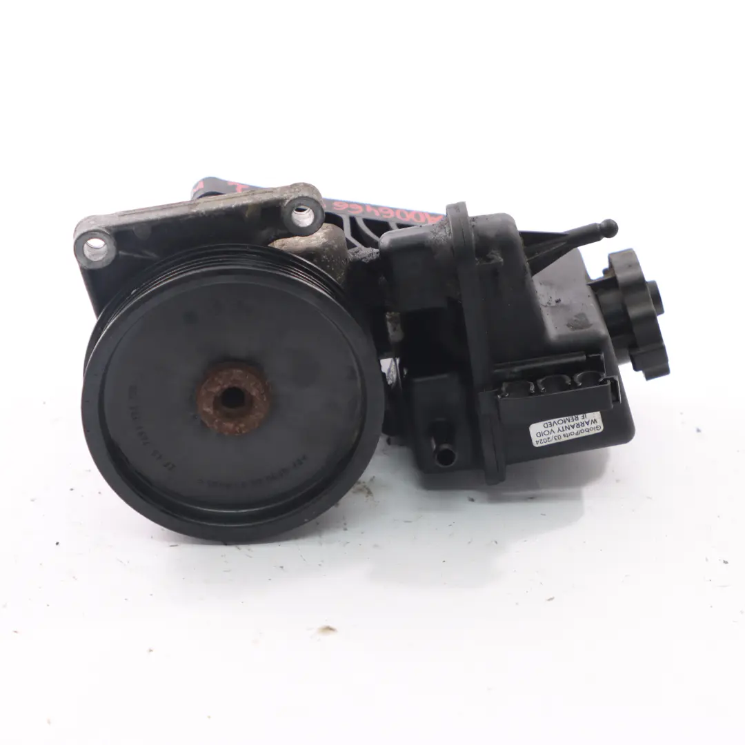 Pompe direction assistée Mercedes W639 W906 Unité d'huile mécanique  - SKU A0064667801-2 - Numéro de pièce A0064667801