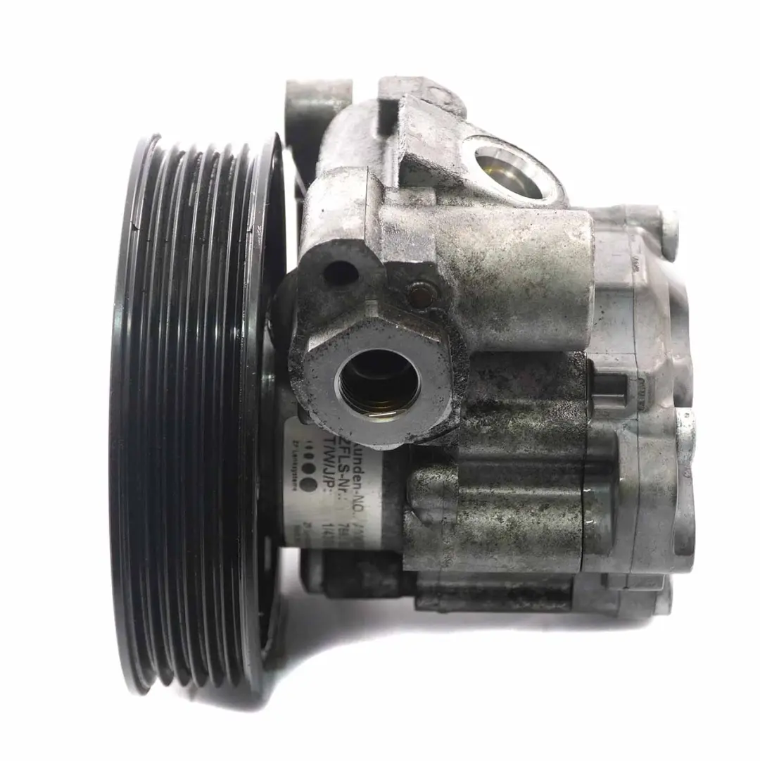  Pompe direction assistée Mercedes W639 W906 Diesel d'huile mécanique A0064661701 - SKU A0064667801-3 - Numéro de pièce A0064667801
