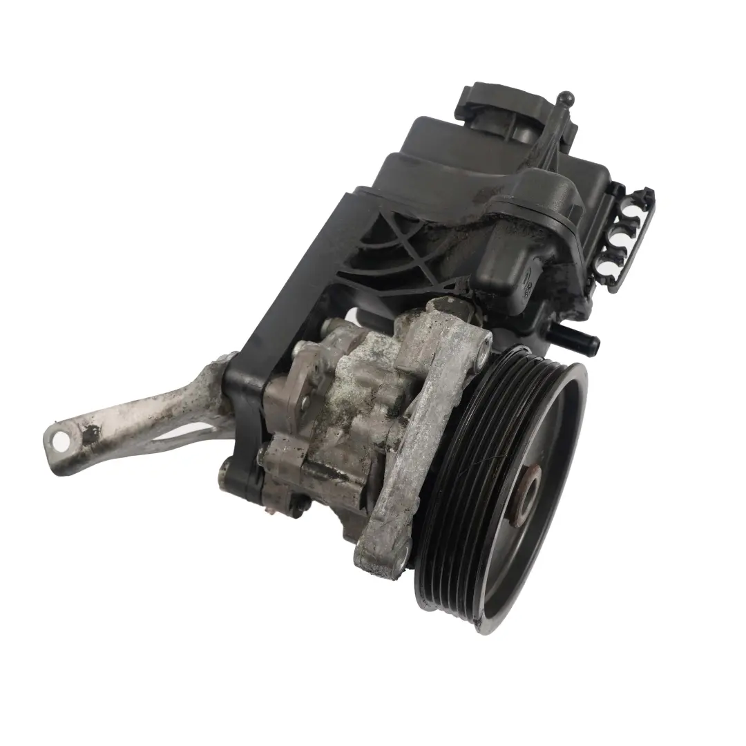Mercedes W639 W906 Diesel Unidad mecánica aceite Bomba dirección asistida - SKU A0064667801 - Número de pieza A0064667801