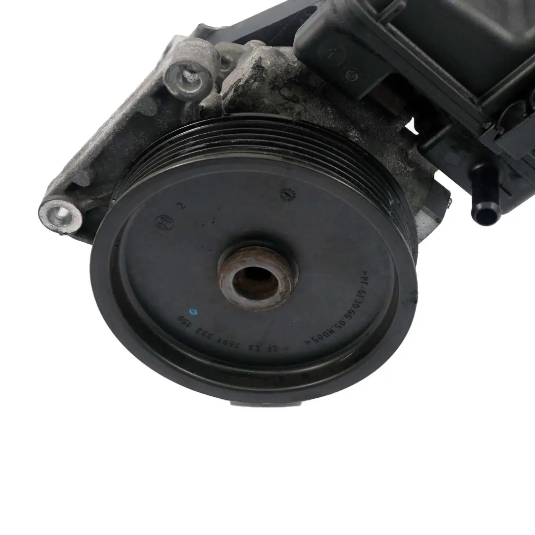 Mercedes W639 W906 Diesel Unidad mecánica aceite Bomba dirección asistida - SKU A0064667801 - Número de pieza A0064667801