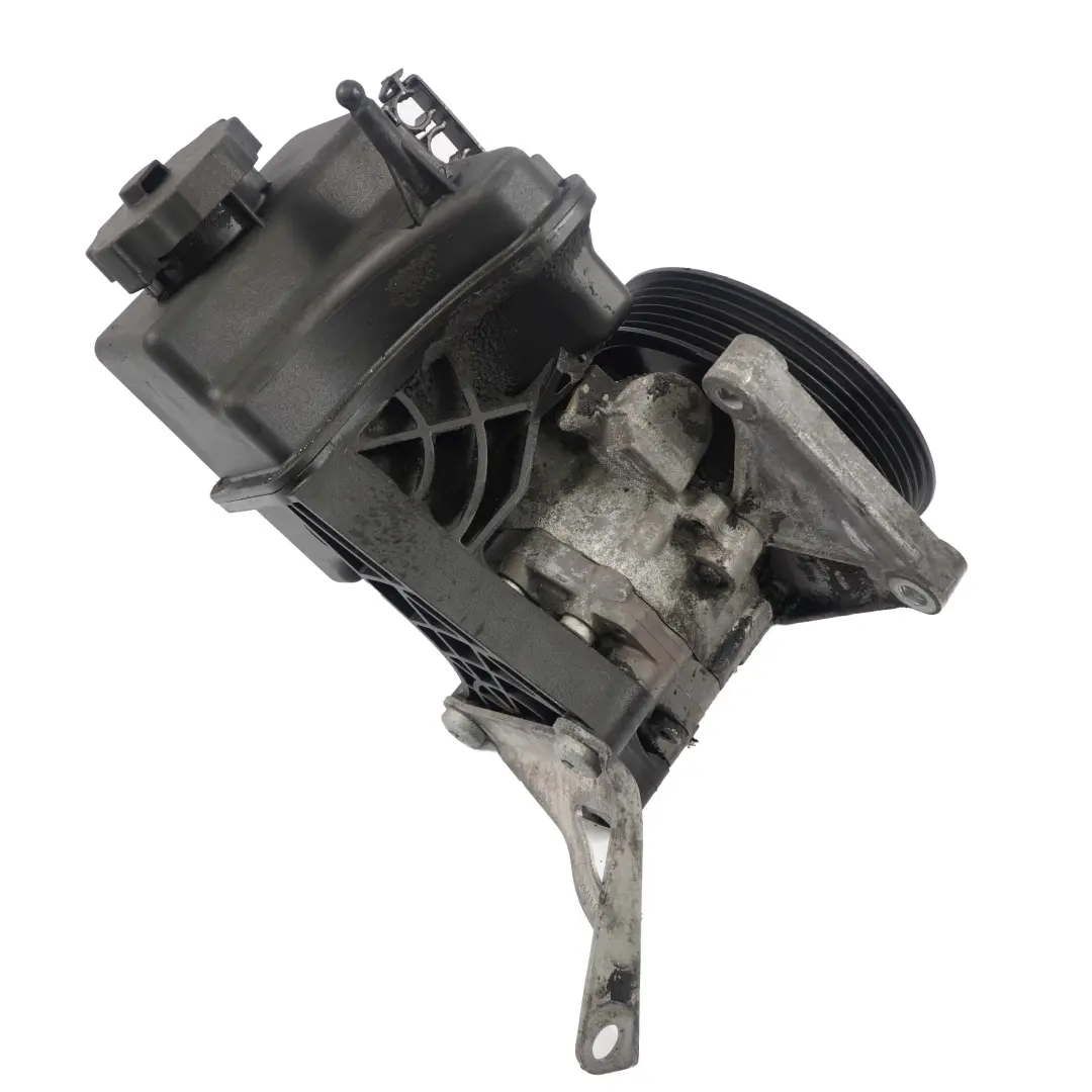 Power Steering Pump Mercedes W639 W906 Diesel Mechanical Oil Unit - SKU A0064667801 - Part number A0064667801