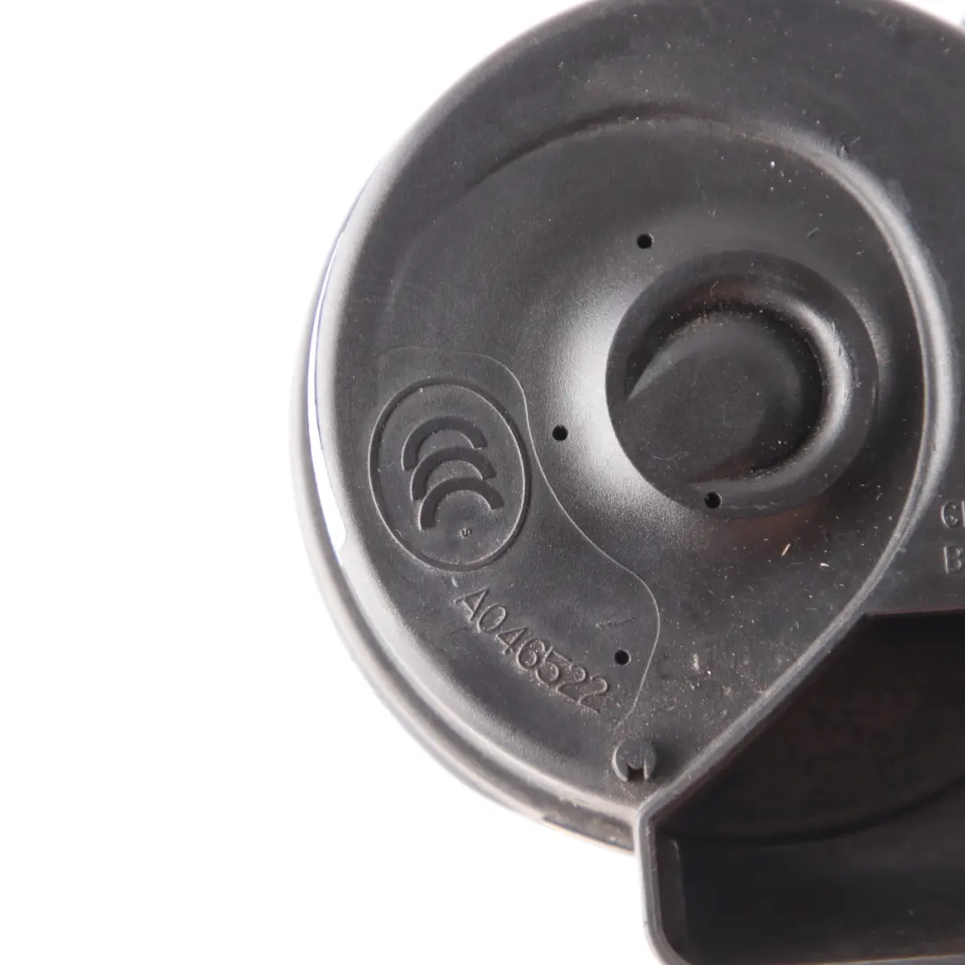 Horn Signal Mercedes W204 W212 W218 Fanfare Low Tone Siren 400Hz to with Part number A0065429220 Horn Signal Mercedes W204 W212 W218 Fanfare Low Tone Siren 400Hz - SKU A0065429220 - Part number A0065429220