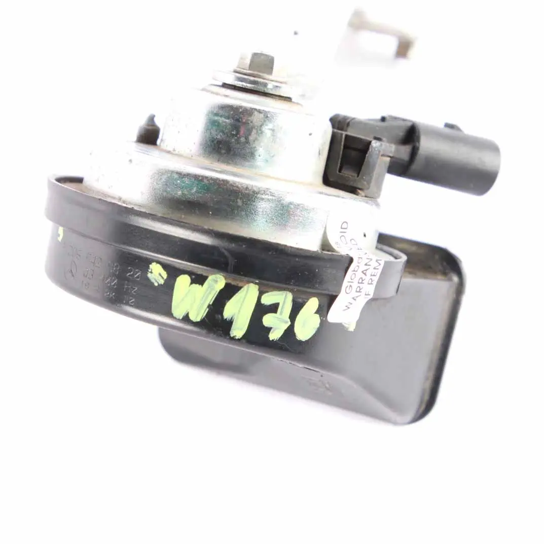 Klaxon Fanfare Avant Gauche Klaxon pour Mercedes W176 W246 à propos du numéro de pièce A0065429820 Mercedes W176 W246 Klaxon Fanfare Avant Gauche Klaxon - SKU A0065429820 - Numéro de pièce A0065429820