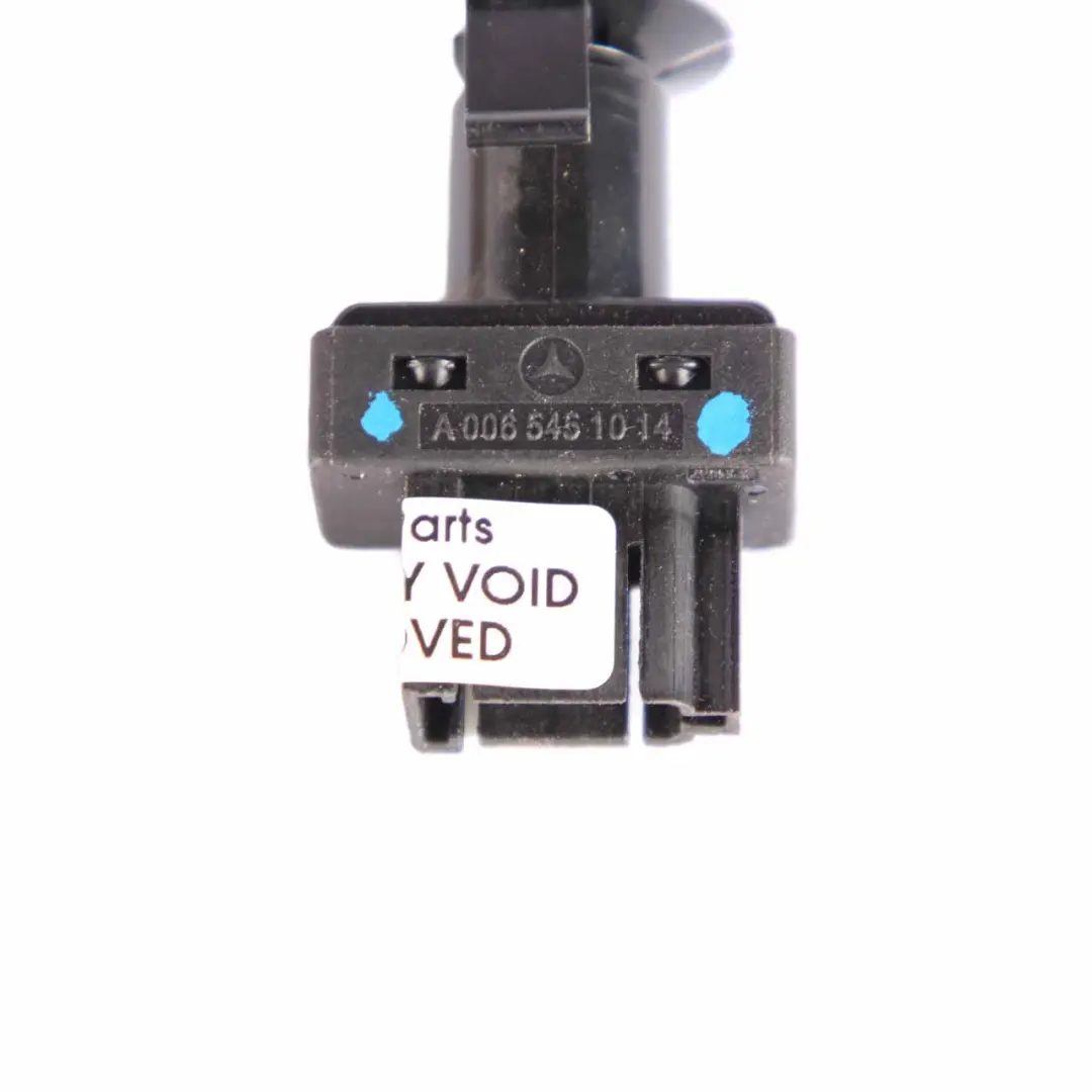 Mercedes W169 W203 W204 W212 W245 Sensor Embrague Interruptor Pedal - SKU A0065451014 - Número de pieza A0065451014