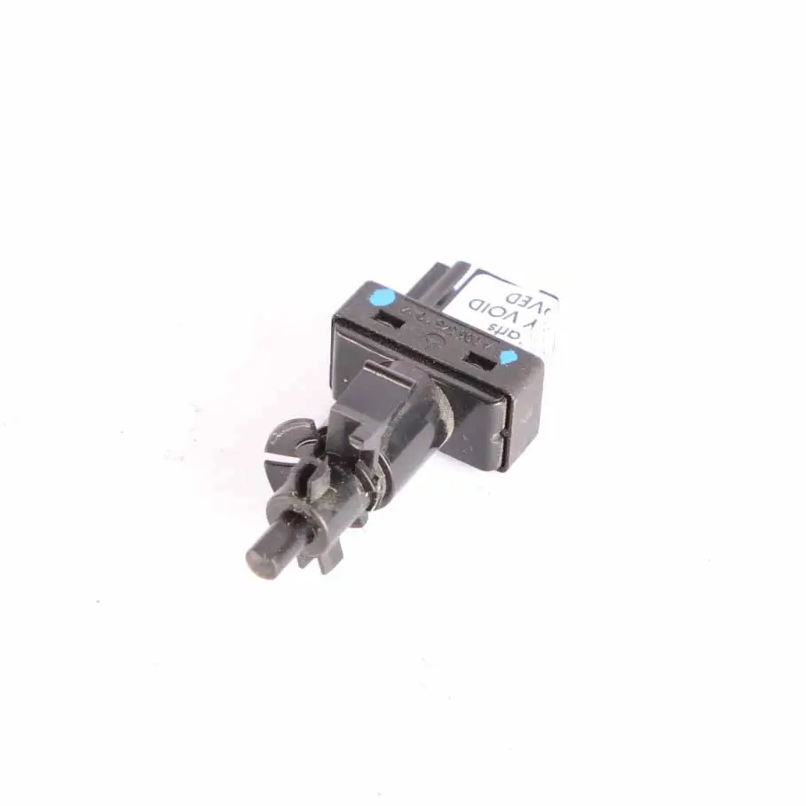 Mercedes W169 W203 W204 W212 W245 Sensor Embrague Interruptor Pedal - SKU A0065451014 - Número de pieza A0065451014