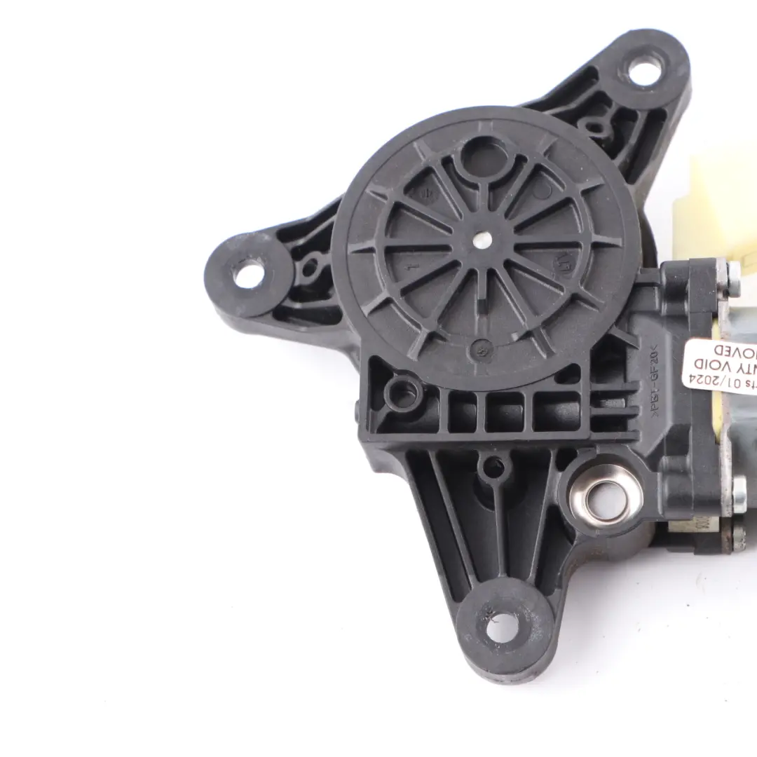 Fensterheber Motor vorne links Antrieb Aktuator für Mercedes Vito W639 mit Teilenummer A0068204642 Mercedes Vito W639 Fensterheber Motor vorne links Antrieb Aktuator - SKU A0068204642 - Teilenummer A0068204642