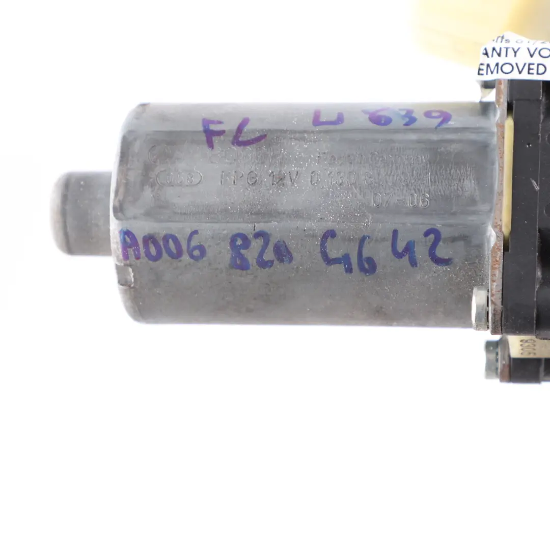 Mercedes Vito W639 Motore Alzacristalli Anteriore Attuatore di guida - SKU A0068204642 - Numero di parte A0068204642