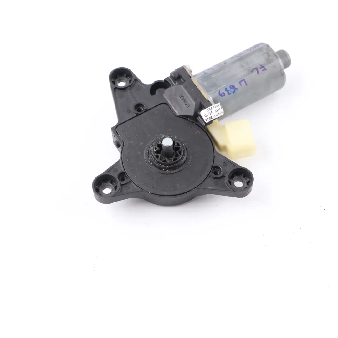 elevalunas delantero izquierdo Accionador para Mercedes Vito W639 Motor con número de pieza A0068204642 Mercedes Vito W639 Motor elevalunas delantero izquierdo Accionador - SKU A0068204642 - Número de pieza A0068204642