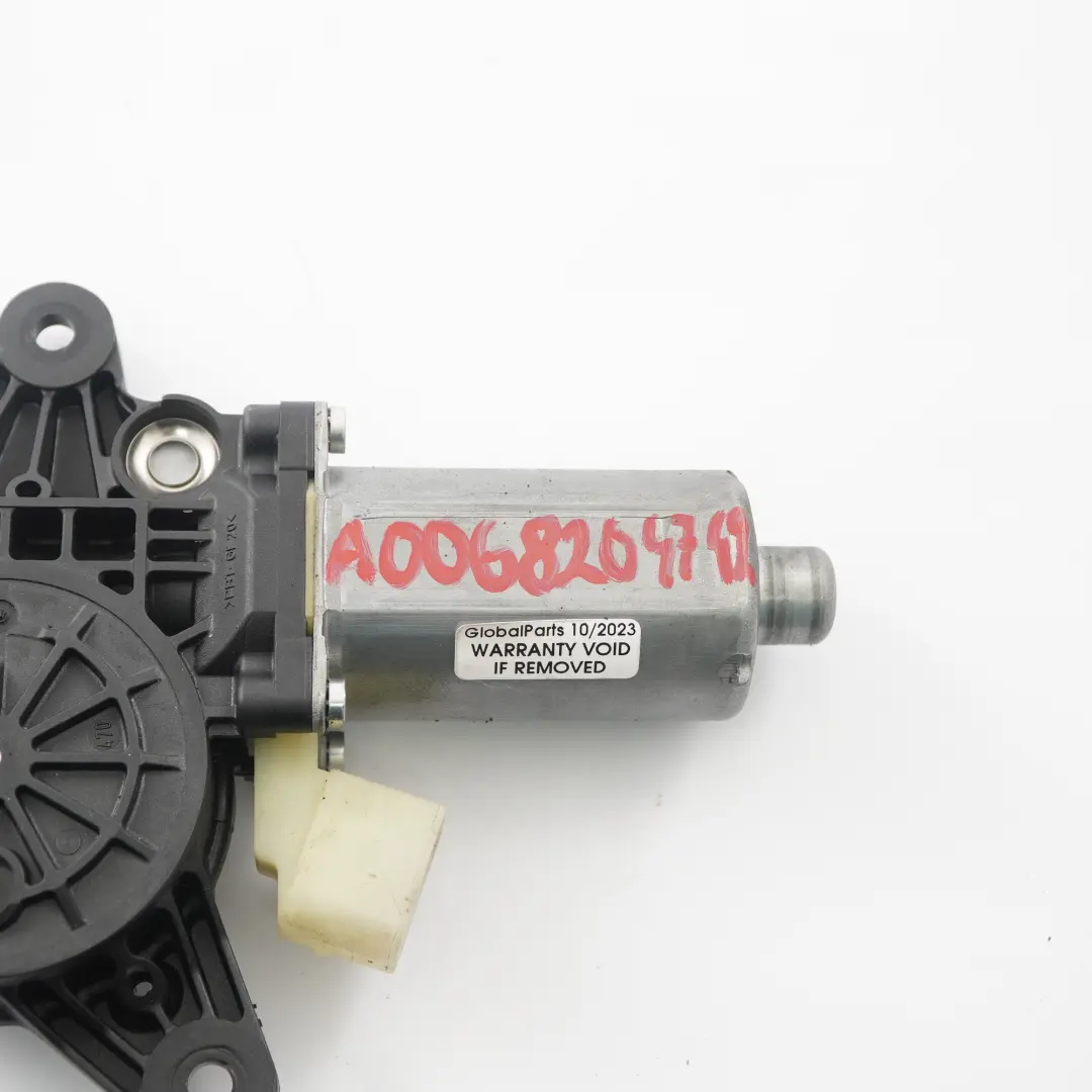 Motore Alzacristalli Porta Anteriore Destra per Mercedes Vito W639 con numero di parte A0068204742 Mercedes Vito W639 Motore Alzacristalli Porta Anteriore Destra - SKU A0068204742-1 - Numero di parte A0068204742