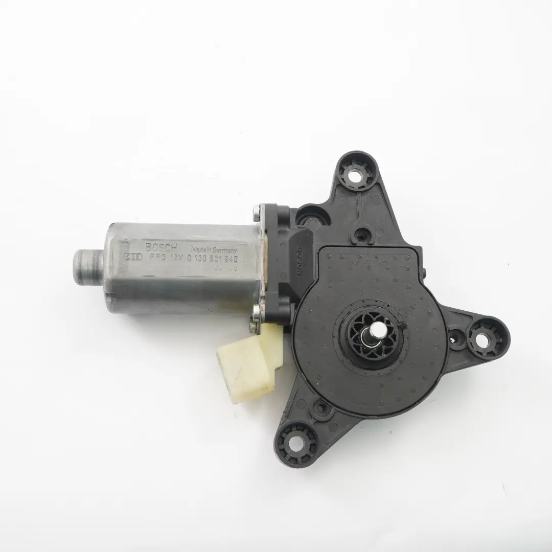 Window Lifter Motor Mercedes Vito W639 Front Right Door O/S Actuator - SKU A0068204742 - Part number A0068204742