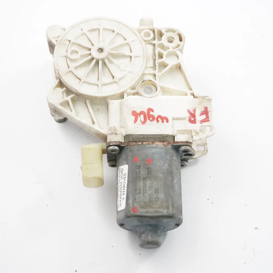 Tür Vorne Rechts Fensterheber Motor A0068205442 für Mercedes Sprinter W906 mit Teilenummer A0068205542 Mercedes Sprinter W906 Tür Vorne Rechts Fensterheber Motor A0068205442 - SKU A0068205542 - Teilenummer A0068205542