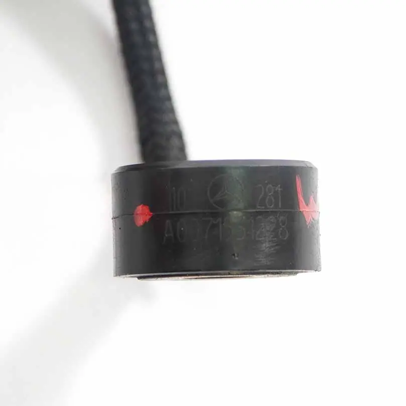 Knock Sensor Mercedes W212 OM651 Diesel Engine Crankcase to with Part number A0071531228 Knock Sensor Mercedes W212 OM651 Diesel Engine Crankcase - SKU A0071531228 - Part number A0071531228