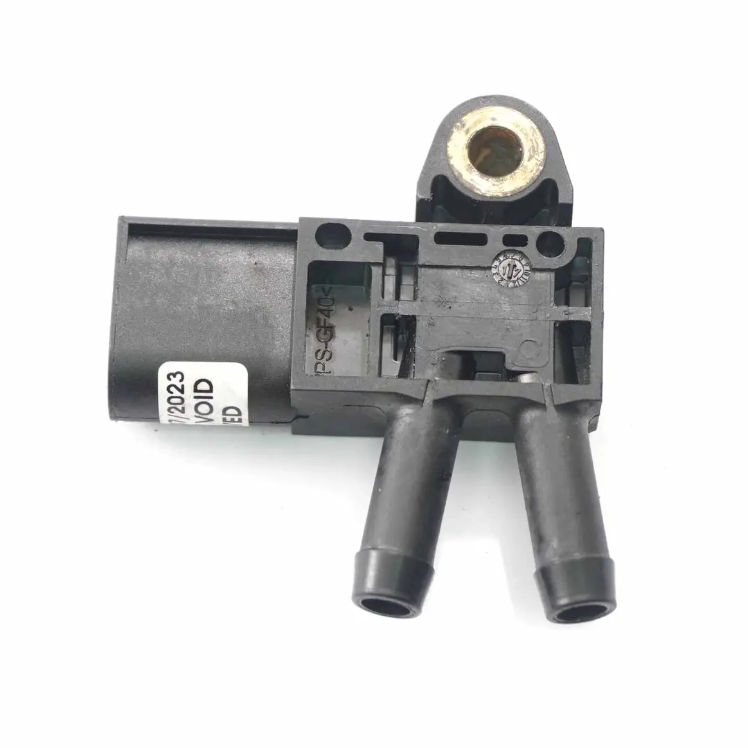 OM651 Diesel Exhaust Pressure Sensor DPF to Mercedes W176 W246 with Part number A0071536028 Mercedes W176 W246 OM651 Diesel Exhaust Pressure Sensor DPF - SKU A0071536028 - Part number A0071536028
