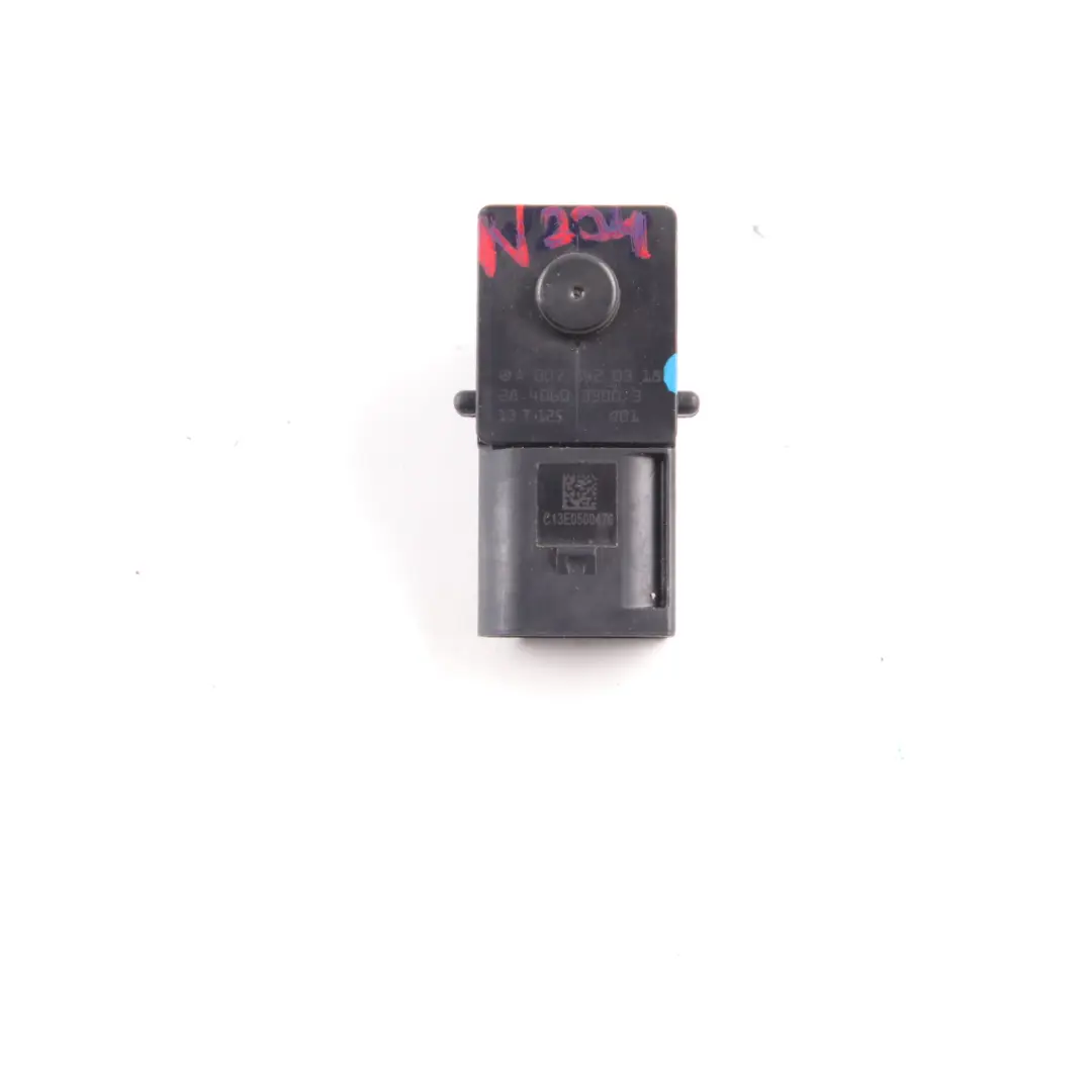 Pressure Sensor Mercedes W204 S204 W212 S212 Brake Vacuum Servo to with Part number A0075420318 Pressure Sensor Mercedes W204 S204 W212 S212 Brake Vacuum Servo - SKU A0075420318 - Part number A0075420318