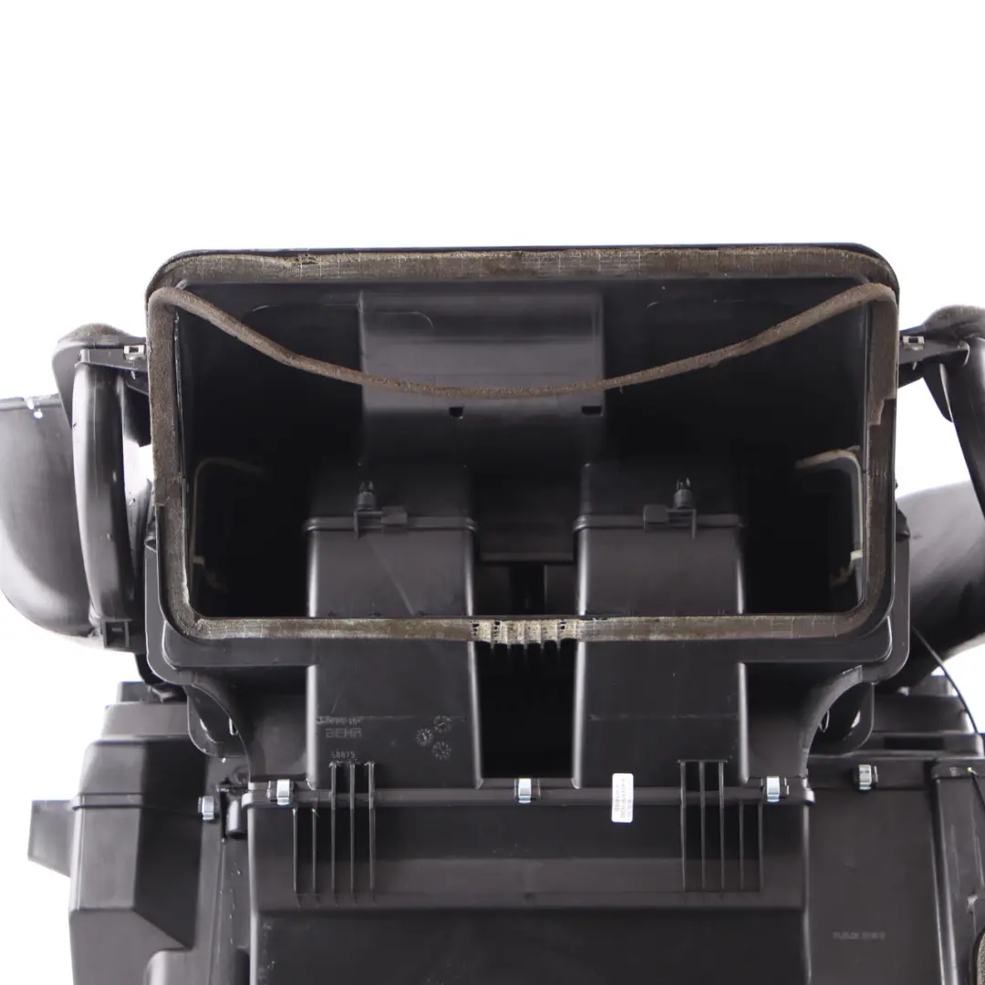 Heater Air Conditioning A/C Matrix Housing to Mercedes Vito W639 with Part number A0078301661 Mercedes Vito W639 Heater Air Conditioning A/C Matrix Housing - SKU A0078301661 - Part number A0078301661