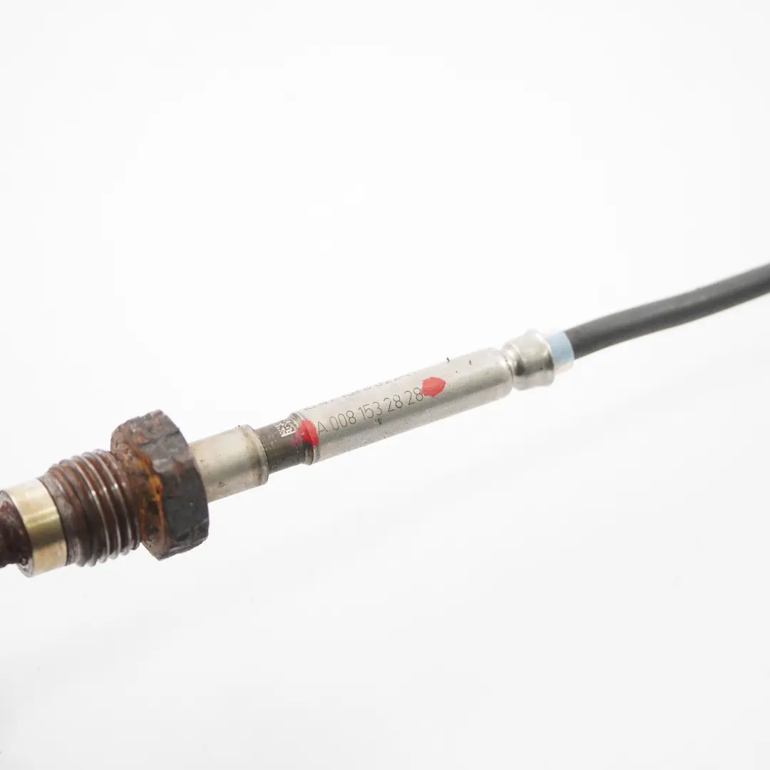 OM640 Czujnik Temperatury Spalin do Mercedes W169 W245 o numerze A0081532828 Mercedes W169 W245 OM640 Czujnik Temperatury Spalin - SKU A0081532828 - Numer Części A0081532828