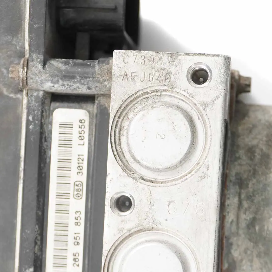 Brake Pump Mercedes W639 Vito ABS ESP Hydraulic Control Unit Module to with Part number A0084315412 Brake Pump Mercedes W639 Vito ABS ESP Hydraulic Control Unit Module - SKU A0084315412 - Part number A0084315412