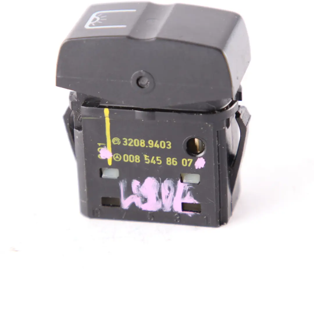 Innen Licht Schalter Externe Lampe für Mercedes W906 mit Teilenummer A0085458607 Mercedes W906 Innen Licht Schalter Externe Lampe - SKU A0085458607 - Teilenummer A0085458607