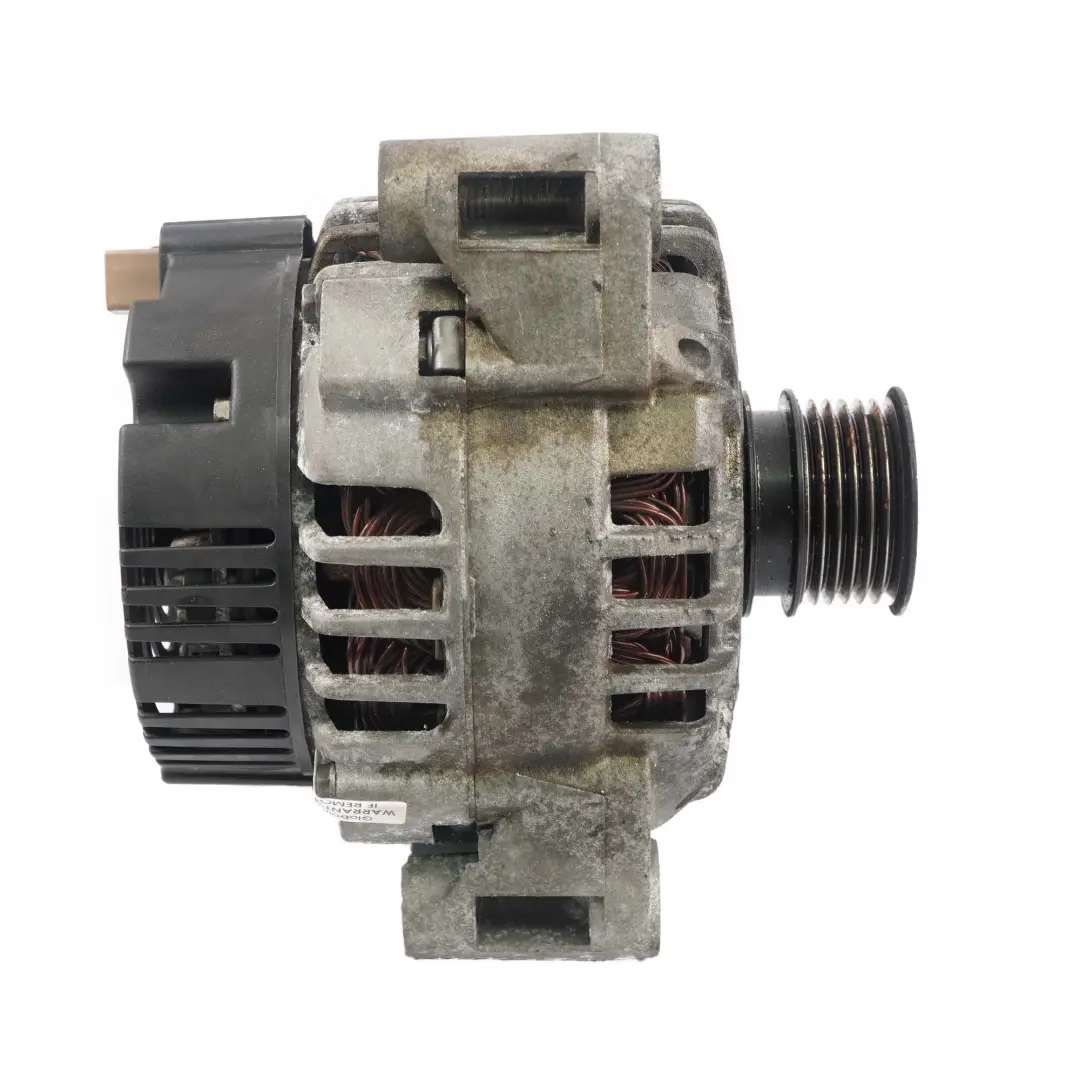 M111 Alternator 120A Valeo Benzyna do Mercedes W203 o numerze A0111548402 Mercedes W203 M111 Alternator 120A Valeo Benzyna - SKU A0111548402 - Numer Części A0111548402
