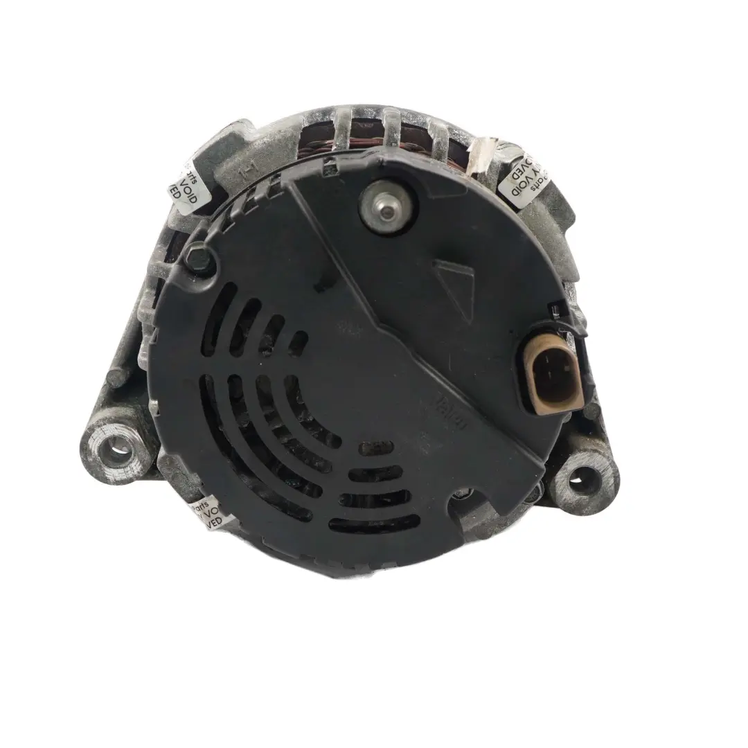 M111 Alternator Generator Valeo 120A für Mercedes W203 mit Teilenummer A0111548402 Mercedes W203 M111 Alternator Generator Valeo 120A - SKU A0111548402 - Teilenummer A0111548402