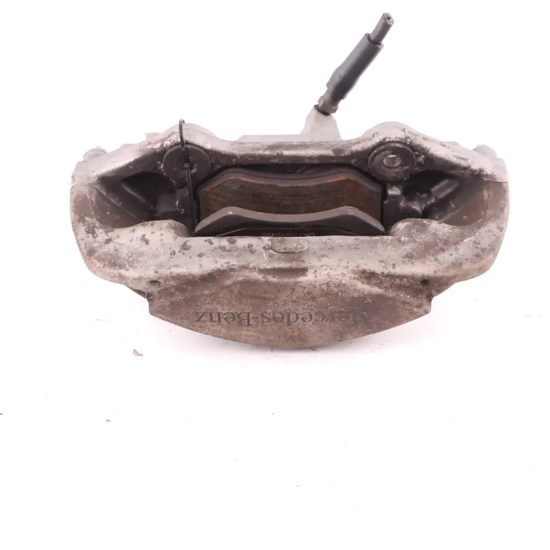 Pinza freno Mercedes W205 anteriore sinistra Unità freno ruota per AMG con numero di parte A0114219598 AMG Pinza freno Mercedes W205 anteriore sinistra Unità freno ruota - SKU A0114219598 - Numero di parte A0114219598